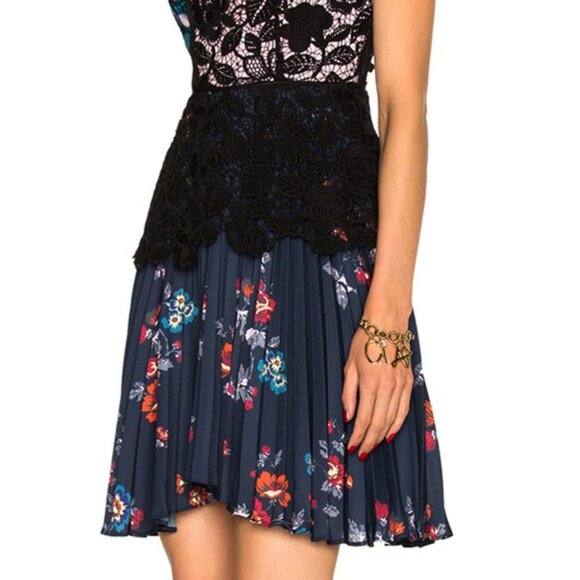 Self-Portrait Nina Pleated Dress in multi color Size 8 - Picture 3 of 15